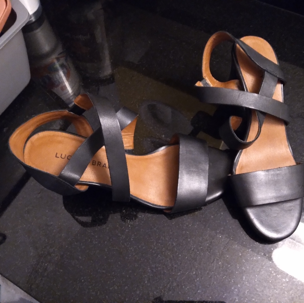 Ladies shoes